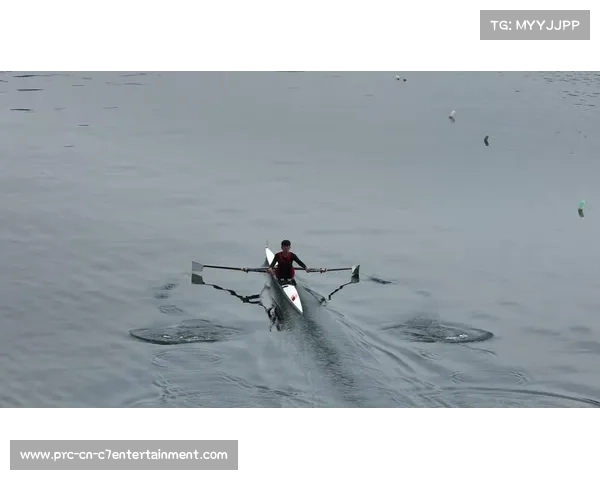 暴雨导致水流变化 中国杯赛艇赛紧急启用备用航道应对突发情况